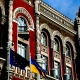 НБУ запретил бизнесу покупать валюту «про запас». Уменьшит ли это давление на курс /Фото Getty Images