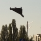 Иранский дрон-камикадзе Shahed-136 в небе над центром Киева /Getty Images