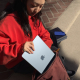 В другом цвете и с лучшей камерой. Apple выпустила новые модели MacBook Air