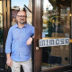 Ігор Сухомлин біля флагману свого ресторанного бізнесу – мережі Mimosa Brooklyn Pizza