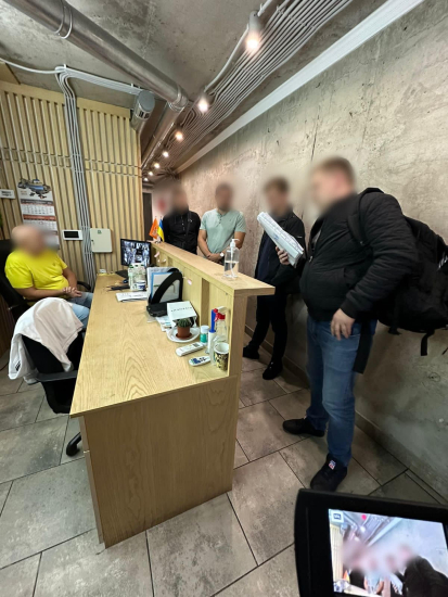 Обвал Дегтяревского моста. В департаменте КГГА, «Киевавтодоре» и у подрядчиков проходят обыски /Фото 4