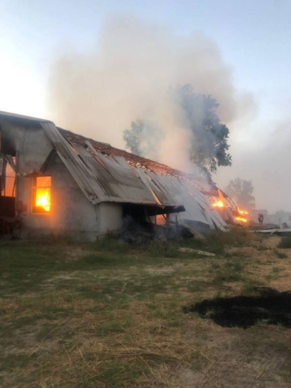 Росіяни знову атакували Одещину дронами. Є влучання у виробничі будівлі та склади (фото) /Фото 3