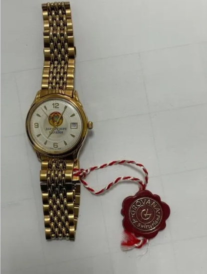 Часы Медведчука, которые оцениваются в 10,6 млн грн, выставили на продажу. Как они выглядят /Фото 4