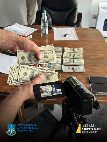 СБУ и НАБУ разоблачили нардепа на взятке в $85 000. Вероятно, речь идет об Анатолии Гунько (фото) /Фото 3