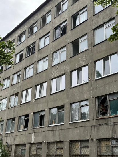 Кіностудія ім. Довженка постраждала через російський удар по Києву (фото) /Фото 1
