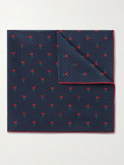 Надоела домашняя униформа? Этой весной бренды выпускают яркую одежду с принтами и декором. Forbes выбрал 24 знаковых предмета /Фото 8