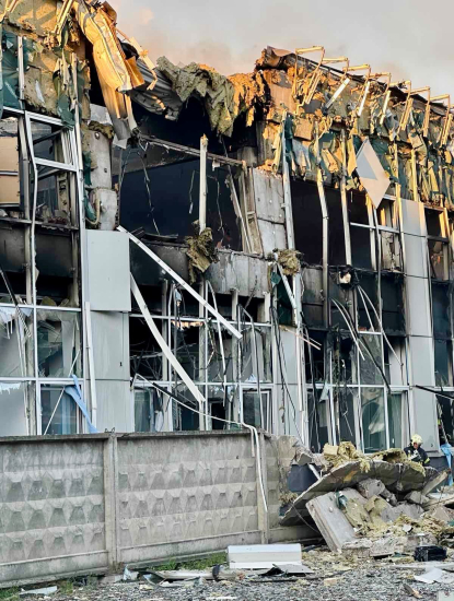 Росія під час атаки на Київ знищила&amp;nbsp;офіс мережі «Сирне Королівство» (фото) /Фото 4