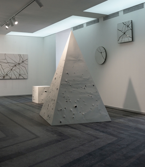 PinchukArtCentre відкриває одразу три виставки: JR, Кадирової та Армяновського. Ось шість робіт звідти&amp;nbsp; /Фото 4