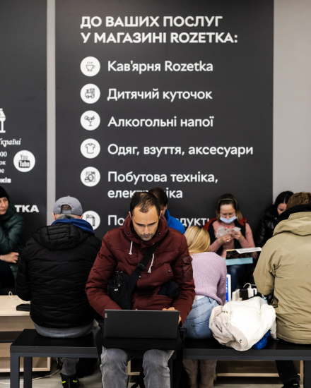 За крок до мільярда. Владислав Чечоткін майже продав Rozetka фінтех-гігантові Kaspi.kz, але війна обнулила плани. Як вдалося врятувати компанію /Фото 9